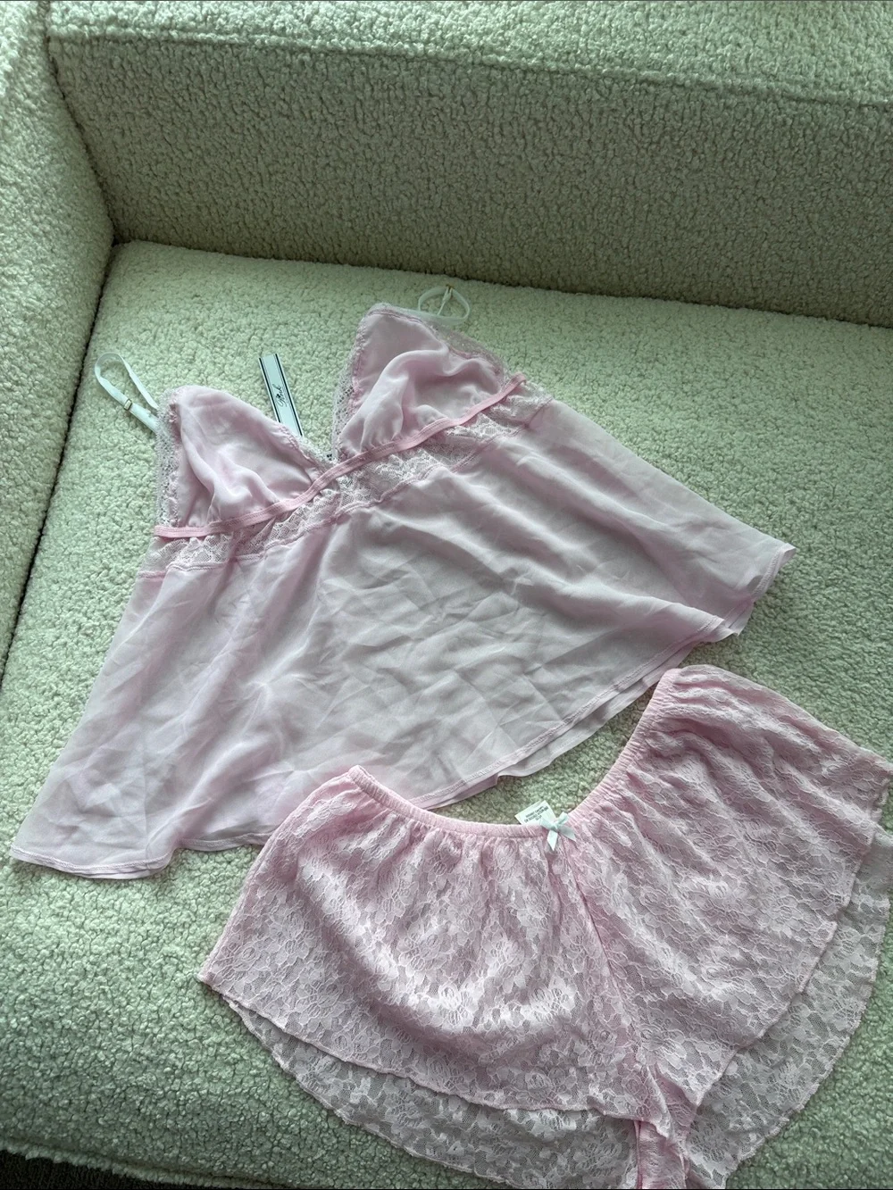 PINK Victoria's Secret Light Pink Lace-Trim Camisole & Shorts Set Size M
